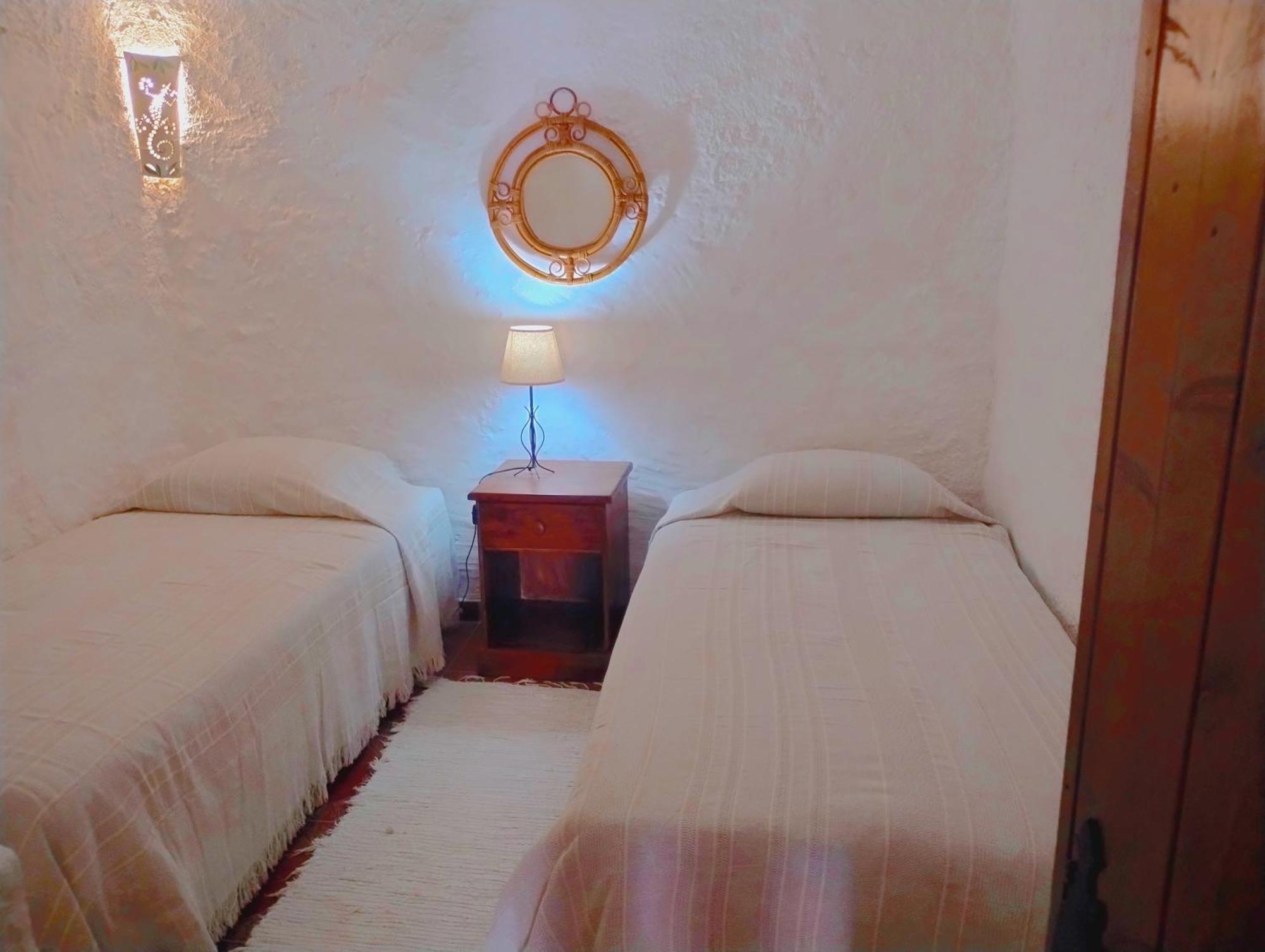 Villa Cueva Alfano à Freila Extérieur photo