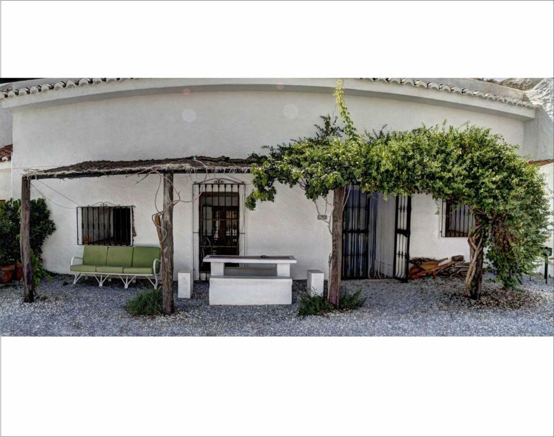 Villa Cueva Alfano à Freila Extérieur photo